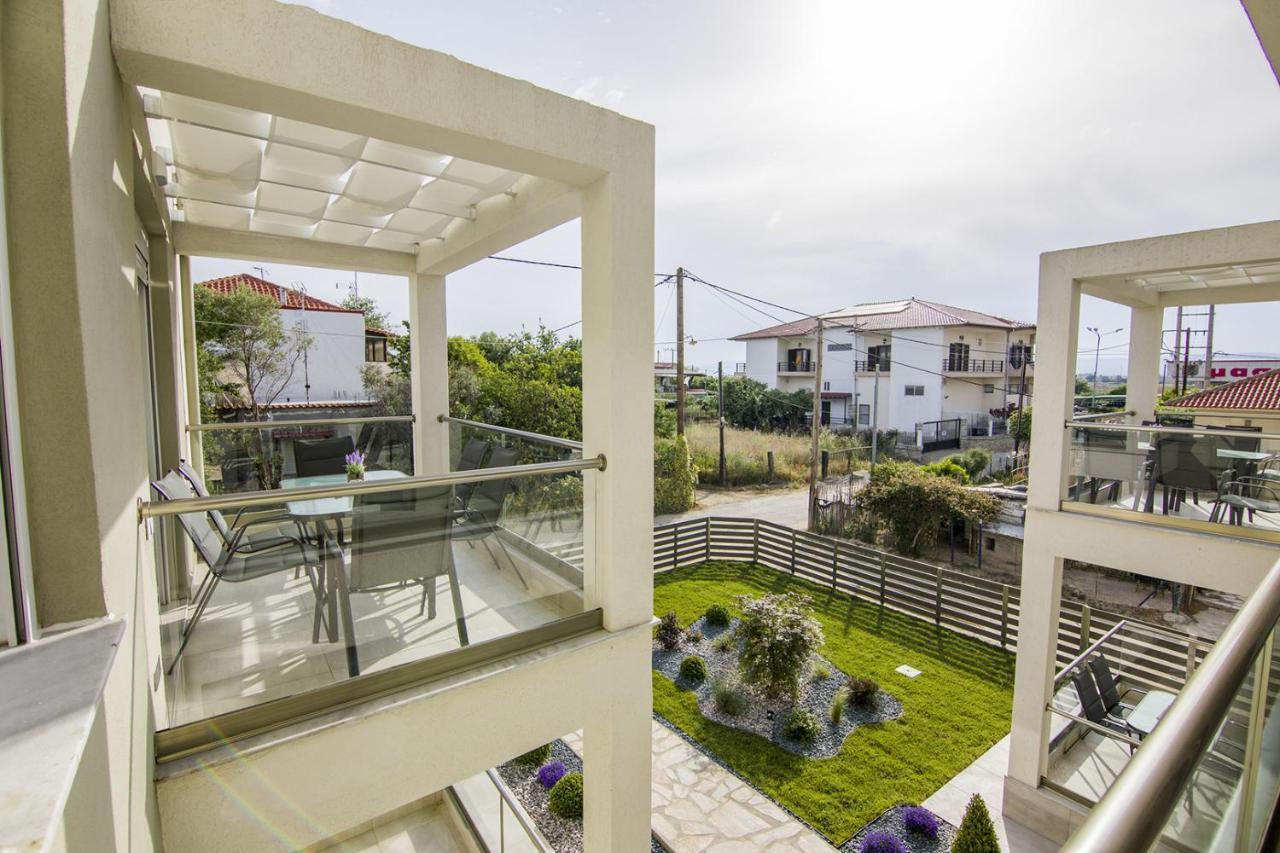Armonia Resort Ofrinion Exterior photo